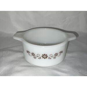 VTG DYNAWARE PYR-O-REY BROWN DAISY FLORAL MILK GLASS CASSEROLE BOWL 4.5”